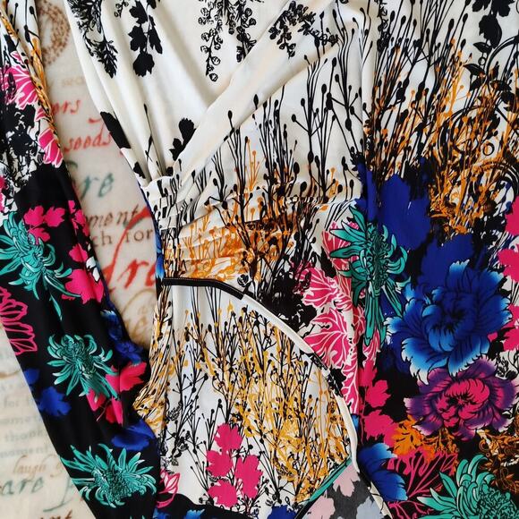 La Cera Floral Wrap Tunic Top Long Sleeve Multicolor 3X Botanical Print Slinky - Picture 4 of 10